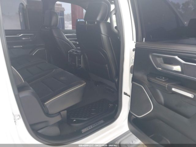 1C6SRFJT1LN325085 RAM 1500 Laramie  4x4 5'7 Box