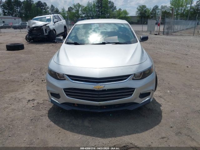 1G1ZC5ST4HF218690 Chevrolet Malibu 1fl