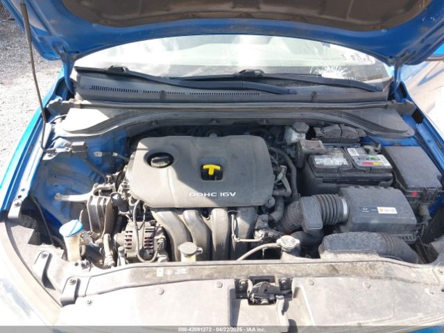 5NPD84LF3JH318796 Hyundai ELANTRA SEL