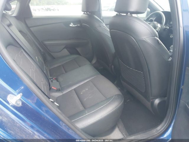 3KPF34AD1ME278588 KIA Forte Gt-line