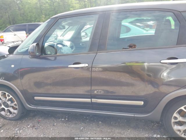 ZFBCFADH8EZ008208 Fiat 500L TREKKING