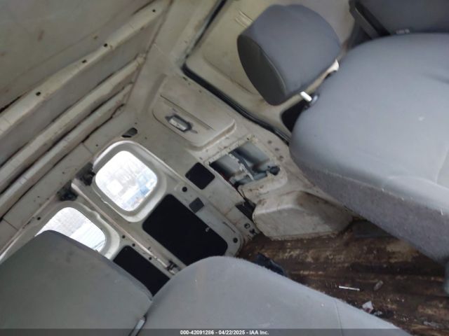 3N6CM0KN8HK698398 Nissan NV200 SV