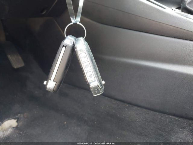3KPF24AD8KE063452 KIA Forte Lxs