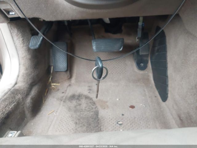 2000 ACURA RL JH4KA9654YC004168 Photo 10