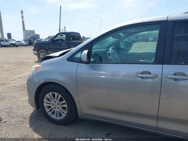 5TDYK3DC9ES413283 Toyota Sienna Xle V6 8 Passenger