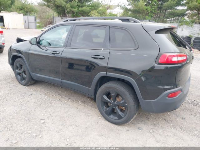 1C4PJMCB7JD555019 Jeep Cherokee Latitude 4x4
