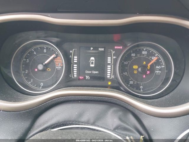 1C4PJMCB7JD555019 Jeep Cherokee Latitude 4x4
