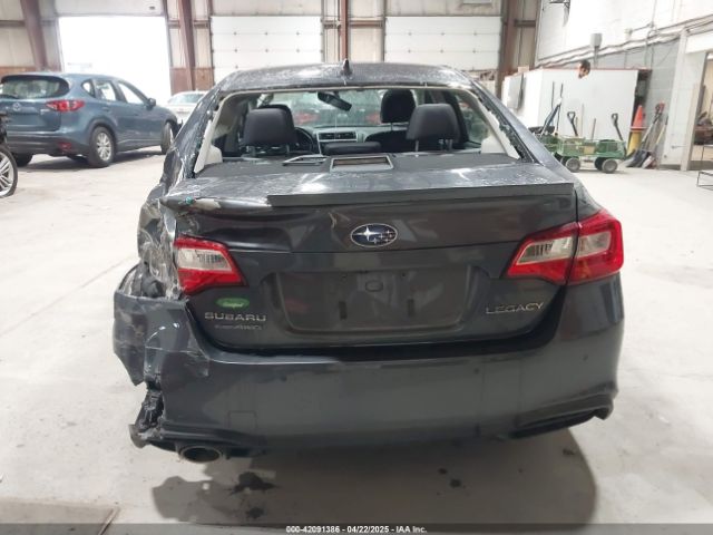 4S3BNAS67J3030758 Subaru Legacy 2.5i Sport