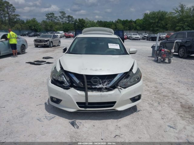 1N4BL3AP8HC221732 Nissan Altima 3.5 Sl