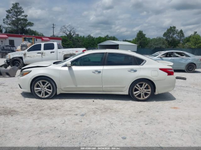 1N4BL3AP8HC221732 Nissan Altima 3.5 Sl