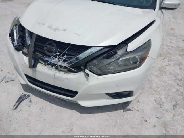 1N4BL3AP8HC221732 Nissan Altima 3.5 Sl