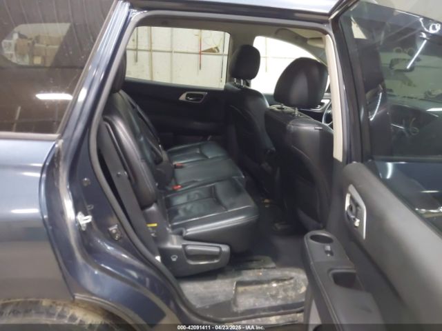 5N1AR2MM1GC635218 Nissan Pathfinder Sl