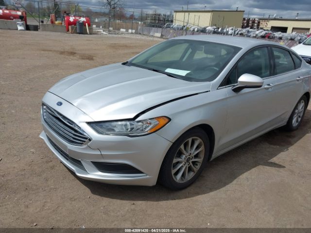 3FA6P0H72HR405057 Ford FUSION SE