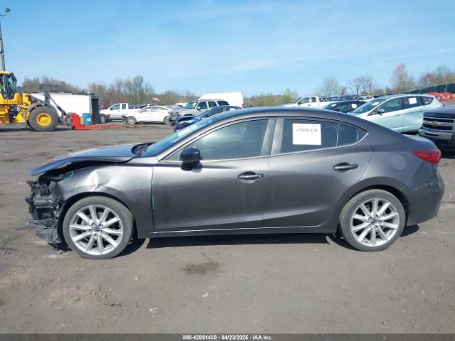 3MZBN1V70HM130081 Mazda Mazda3 Touring