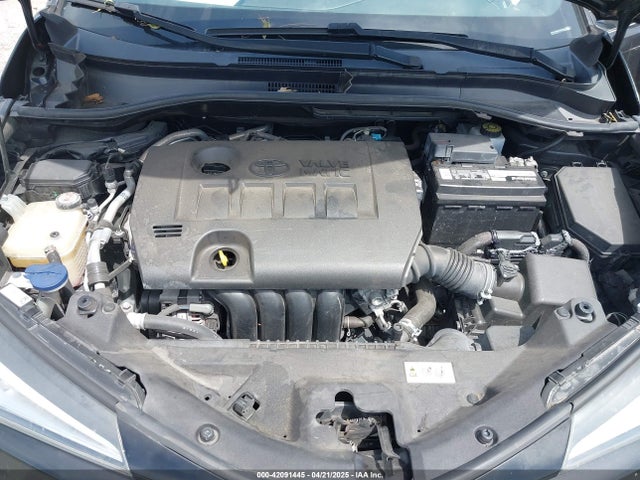 Toyota C-HR XLE 2018 NMTKHMBX0JR008423 Image 10