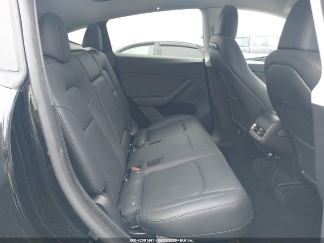 2024 TESLA MODEL Y 7SAYGDEE6RA271573 Photo 7