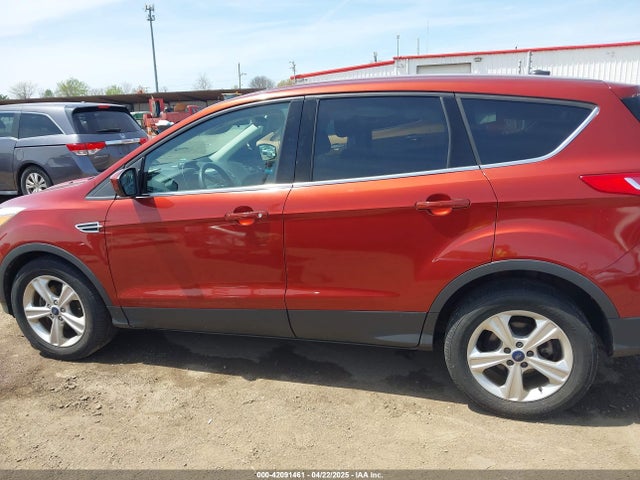 1FMCU0GX9EUC65919 Ford ESCAPE SE