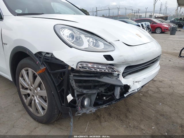 WP1AE2A28ELA51123 Porsche Cayenne Hybrid S