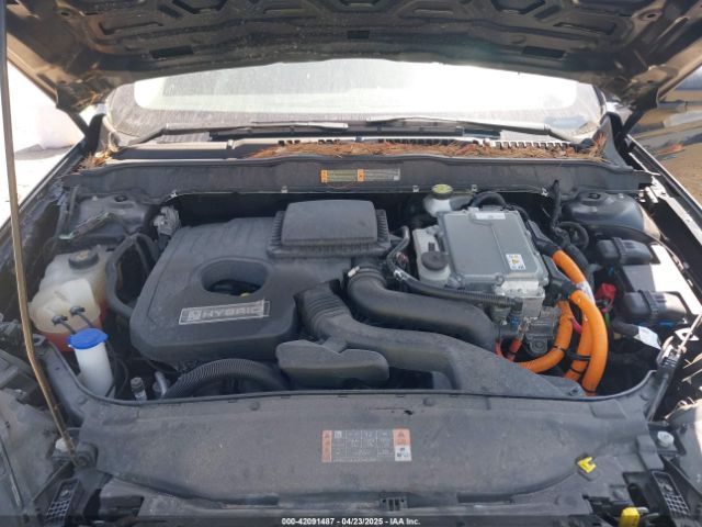 3FA6P0LUXLR105191 Ford Fusion Hybrid Se