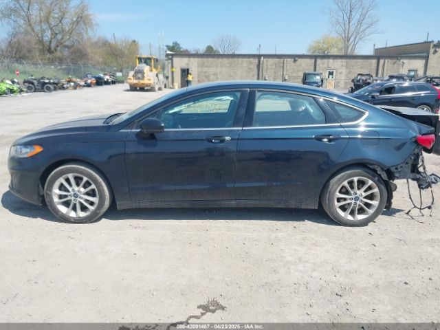 3FA6P0LUXLR105191 Ford Fusion Hybrid Se
