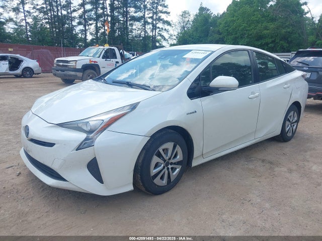 JTDKARFUXH3040780 Toyota Prius