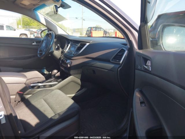 KM8J33A22GU027907 Hyundai Tucson Sport