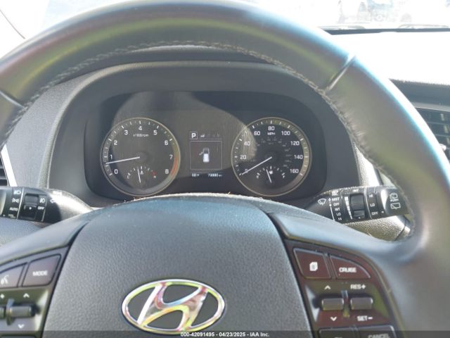 KM8J33A22GU027907 Hyundai Tucson Sport