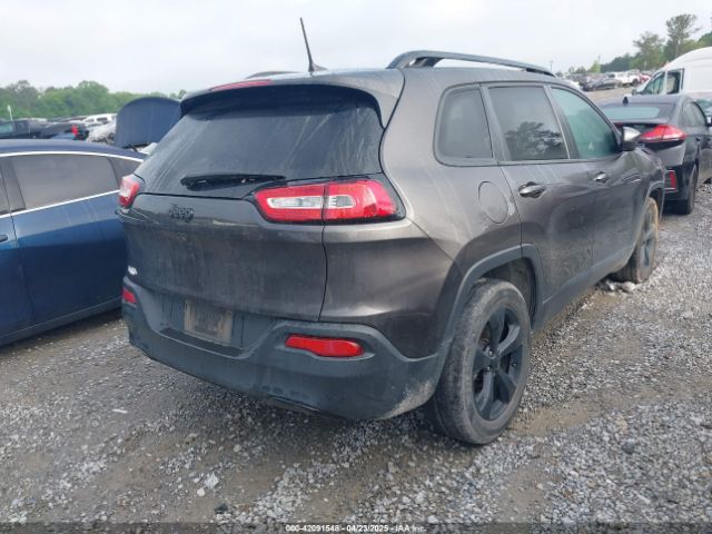 1C4PJLCB4JD513885 Jeep Cherokee Latitude Fwd