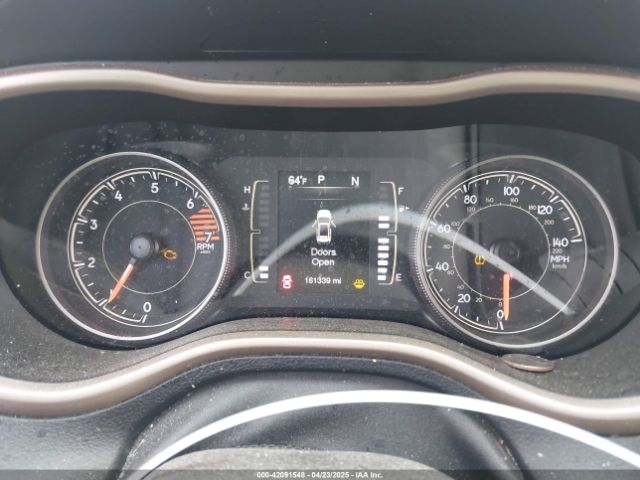 1C4PJLCB4JD513885 Jeep Cherokee Latitude Fwd
