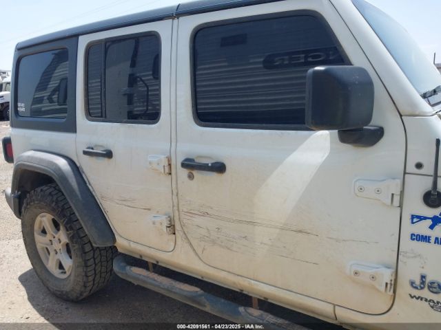 1C4HJXDG8JW127299 Jeep Wrangler Unlimited Sport S 4x4