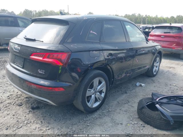 WA1ANAFY4J2012094 Audi Q5 2.0t Premium/2.0t Tech Premium