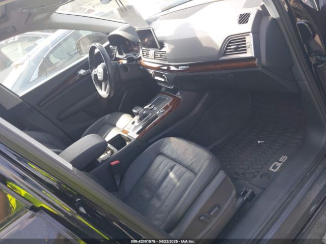 WA1ANAFY4J2012094 Audi Q5 2.0t Premium/2.0t Tech Premium