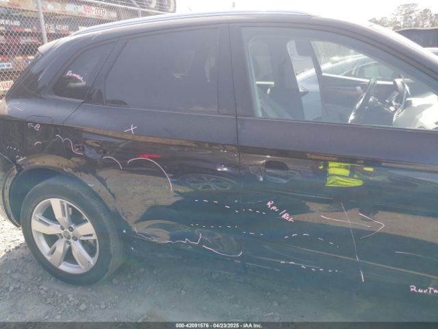 WA1ANAFY4J2012094 Audi Q5 2.0t Premium/2.0t Tech Premium