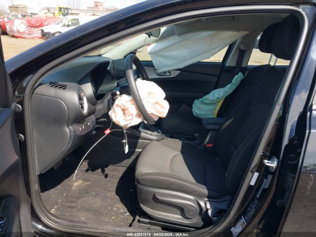 3KPF24AD6NE474949 KIA Forte Lxs