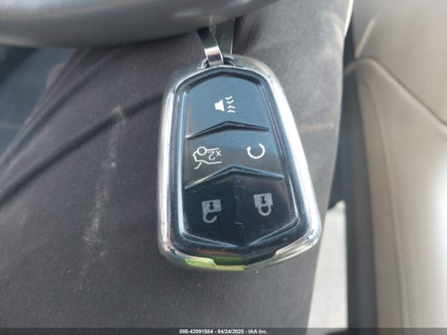 1GYKNBRS3HZ223077 Cadillac XT5 LUXURY