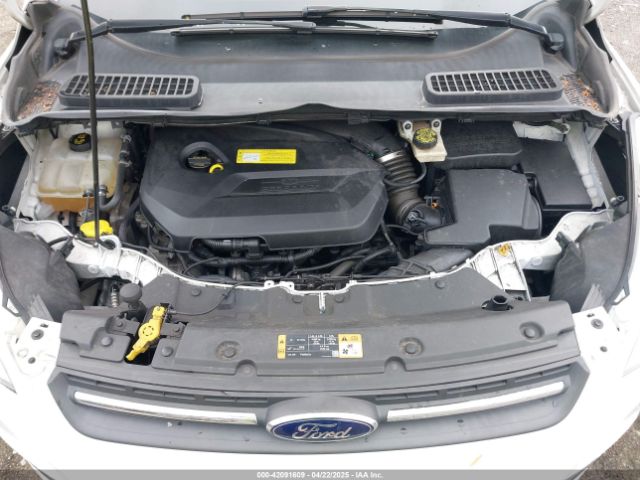 1FMCU9GX0EUC01398 Ford ESCAPE SE