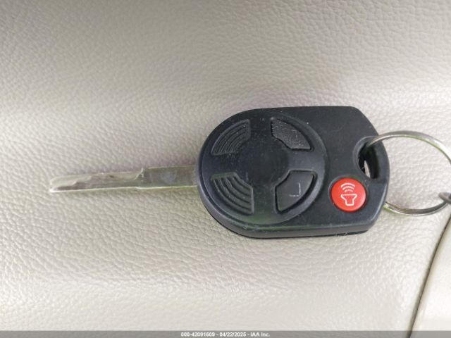 1FMCU9GX0EUC01398 Ford ESCAPE SE