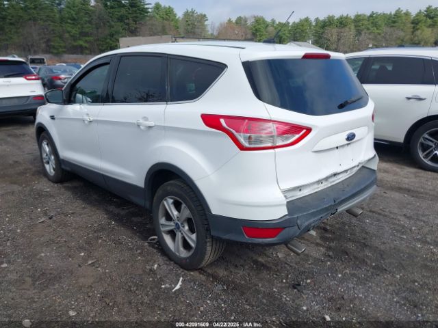 1FMCU9GX0EUC01398 Ford ESCAPE SE