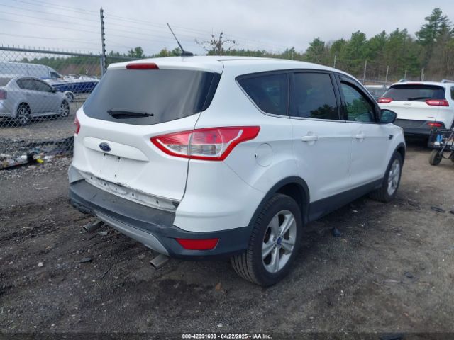 1FMCU9GX0EUC01398 Ford ESCAPE SE