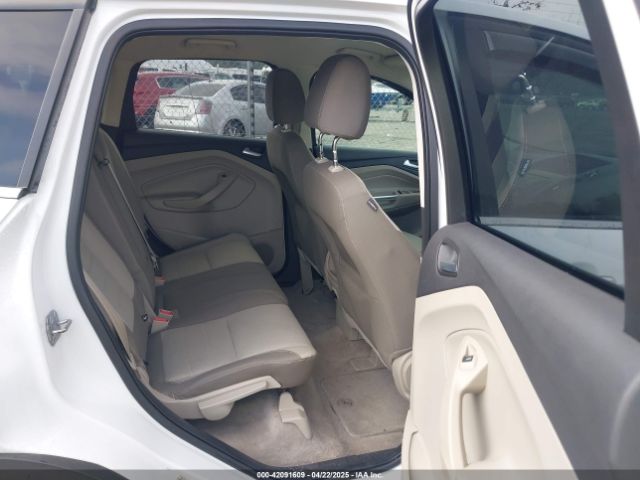 1FMCU9GX0EUC01398 Ford ESCAPE SE