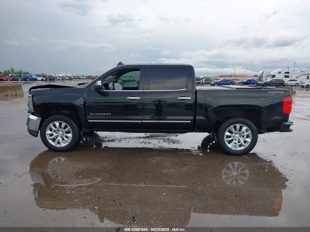 3GCUKRECXHG330948 Chevrolet Silverado 1500 2lt