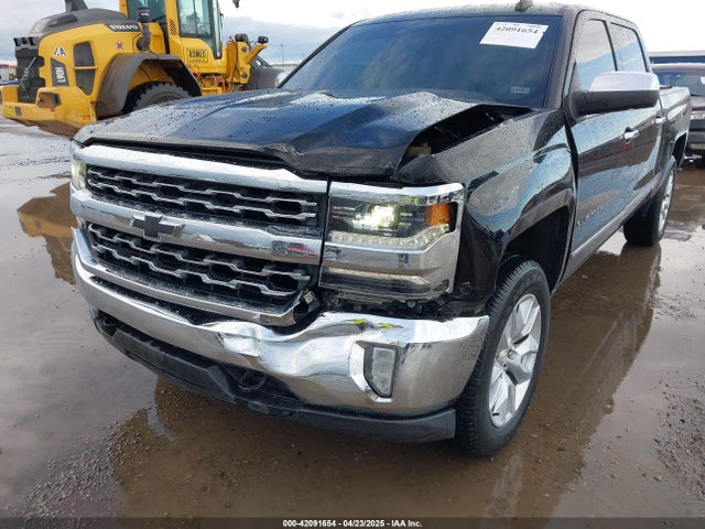 3GCUKRECXHG330948 Chevrolet Silverado 1500 2lt