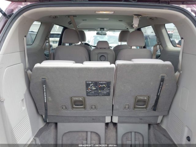KNDMB5C10H6229106 KIA SEDONA LX