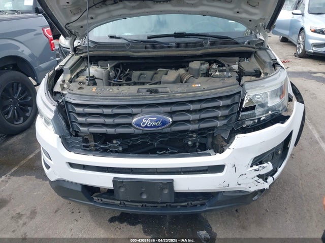 1FM5K8AR2HGA94294 Ford Police Interceptor