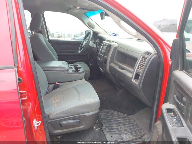 42091725 :رقم المزاد ، 1C6RR7KT4DS724868 vin ، 2013 Ram 1500 Tradesman مزاد بيع