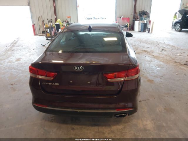 5XXGT4L35JG229518 KIA Optima Lx