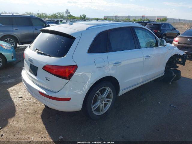 WA1C2AFP0HA021058 Audi Q5 2.0t Premium
