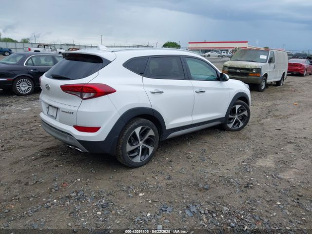 KM8J33A28HU346908 Hyundai Tucson Limited