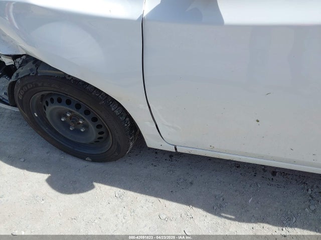 3N1AB7APXHY338187 Nissan SENTRA SV