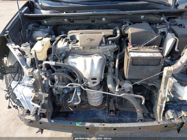 JTMRFREVXFD151847 Toyota Rav4 Xle